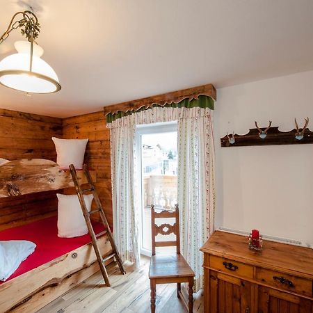 Alpenhostel "Das Besenhaus" Altenmarkt im Pongau Ngoại thất bức ảnh