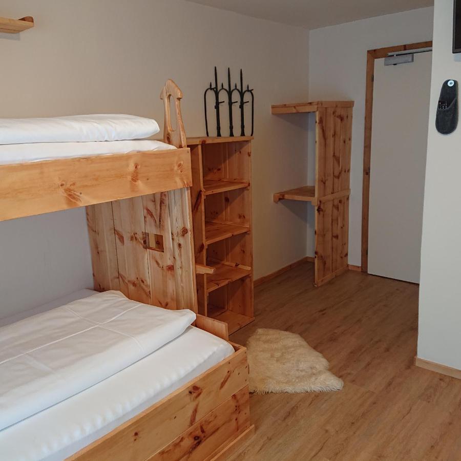 Alpenhostel "Das Besenhaus" Altenmarkt im Pongau Ngoại thất bức ảnh