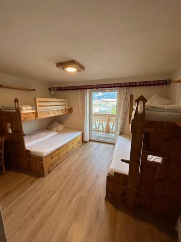 Alpenhostel "Das Besenhaus" Altenmarkt im Pongau Ngoại thất bức ảnh